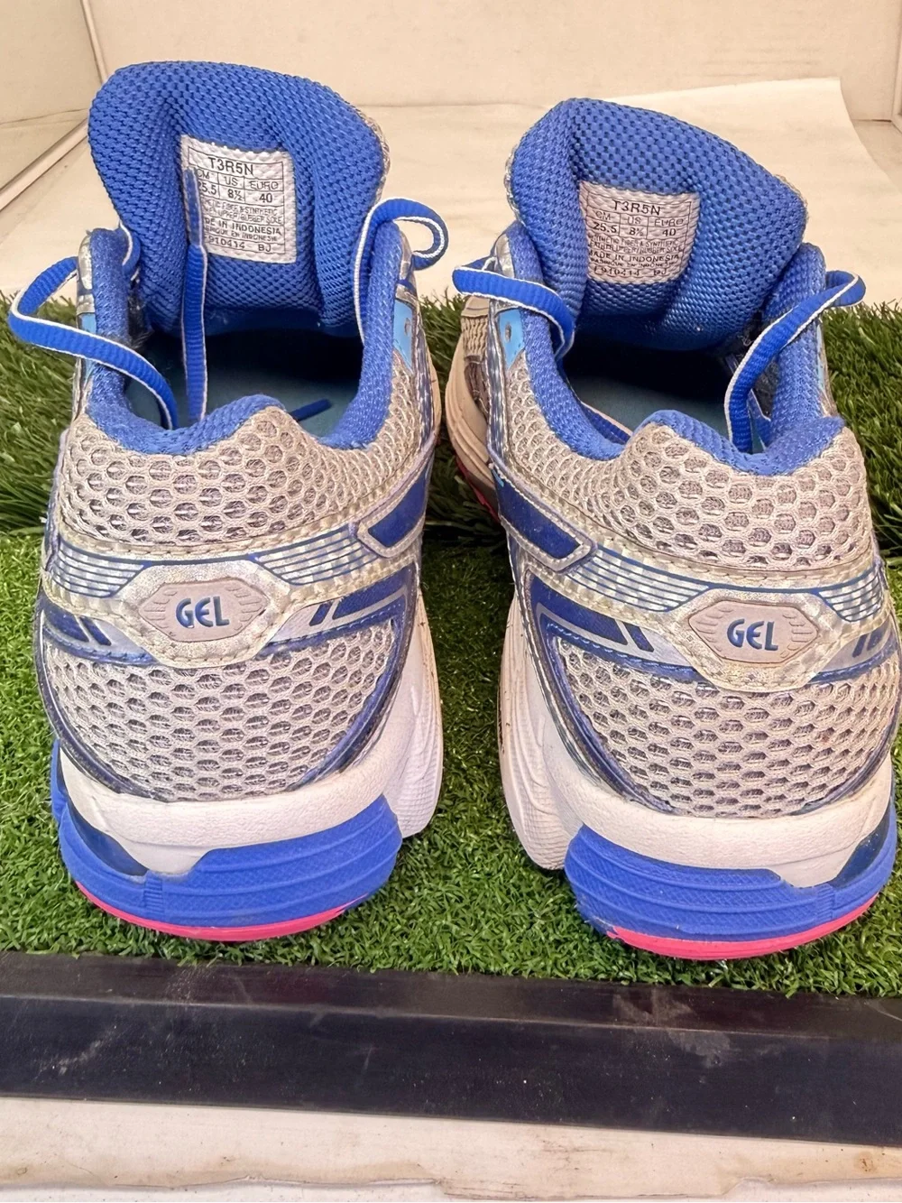 ASICS GT 1000 2 Running Shoes Women’s Size 8.5 US